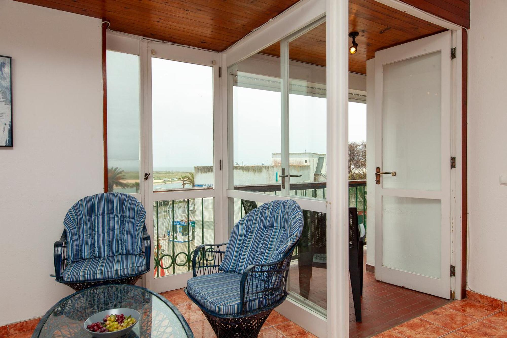 B22 - Rising Sun 2 Bed Flat *