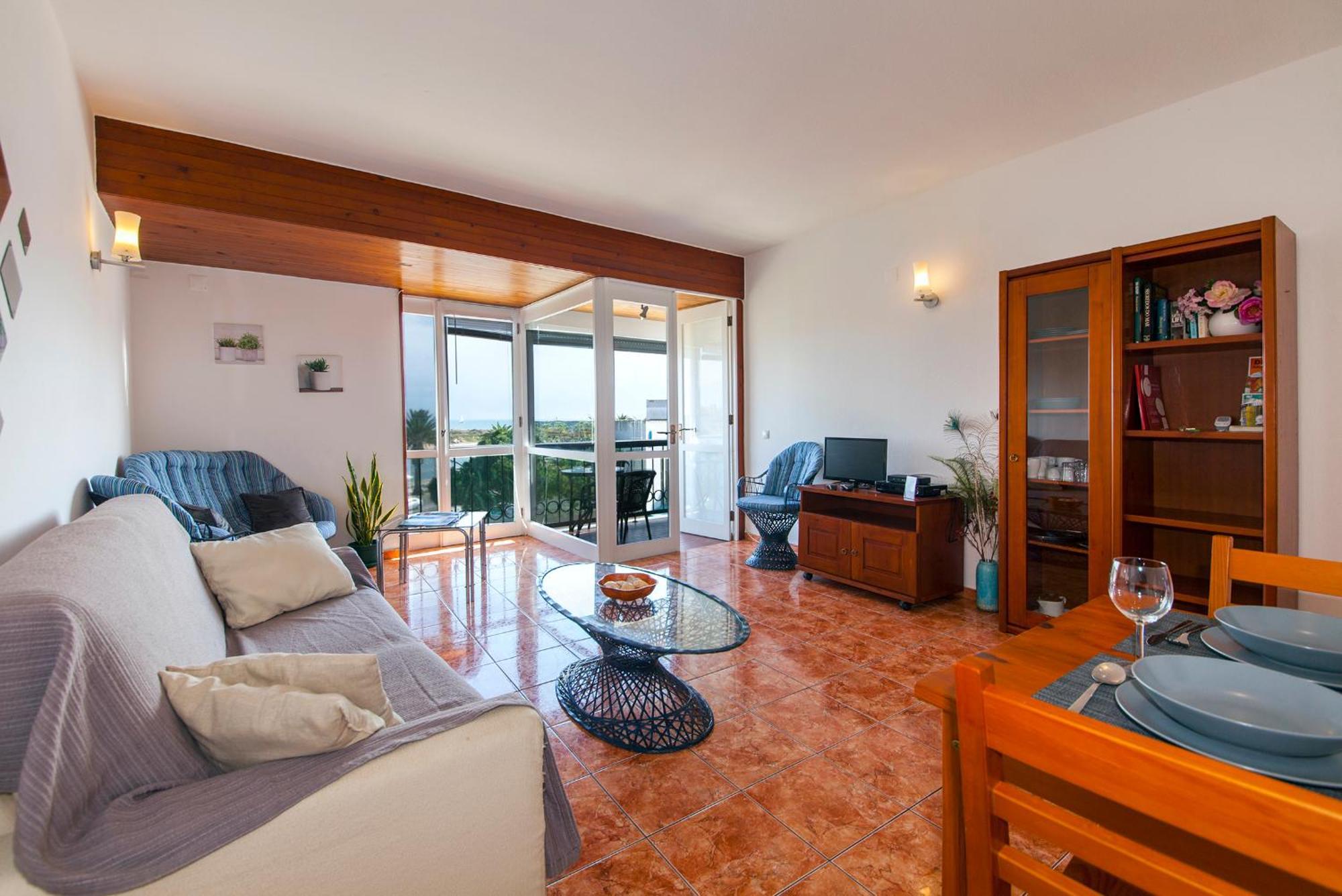 B22 - Rising Sun 2 Bed Flat Apartment